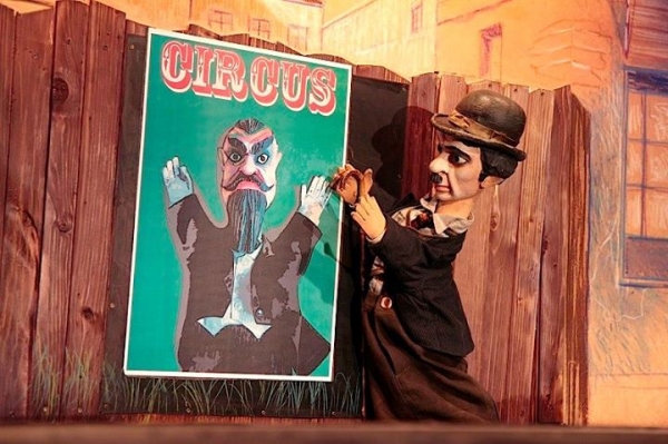 Ha &ndash; Ha &ndash; Ha, Charlie Chaplin and other Characters